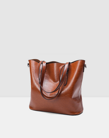Derolisa Shoulder Bag